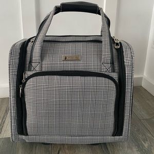 Knightsbridge II 15-Inca Grey Sapphire Plaid carry